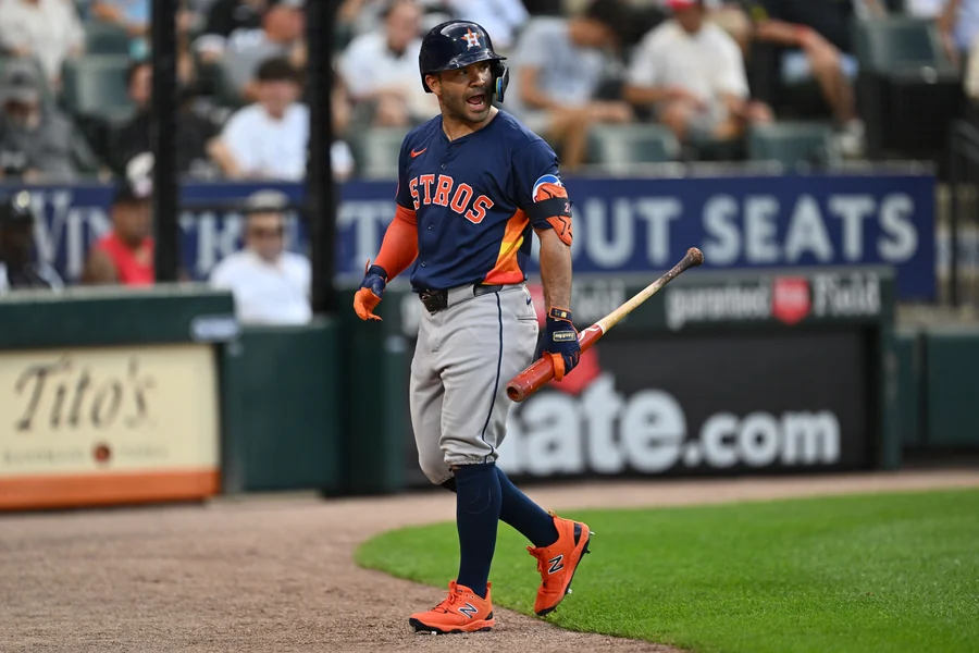 Jose Altuve Net Worth