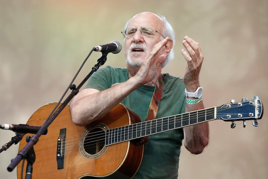 Peter Yarrow Net Worth